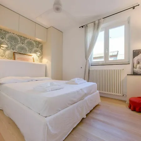 Joivy Sunny With Panoramic Terrace And Stunning View Apartment *